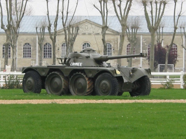 EBR dans la carrière face à l'ecole - Saumur