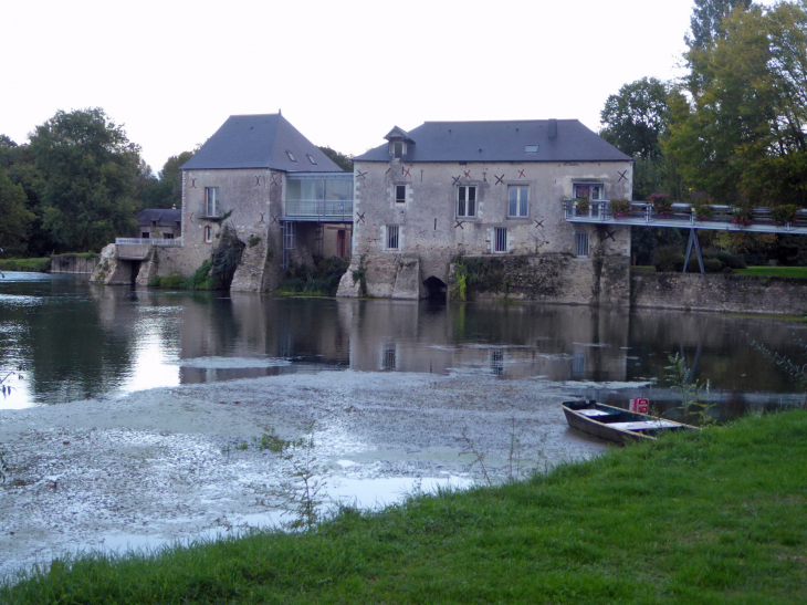 Le moulin Froment sur le Loir - Villevêque