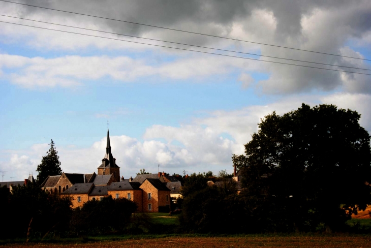 Vue sur Eglise - Beaulieu-sur-Oudon