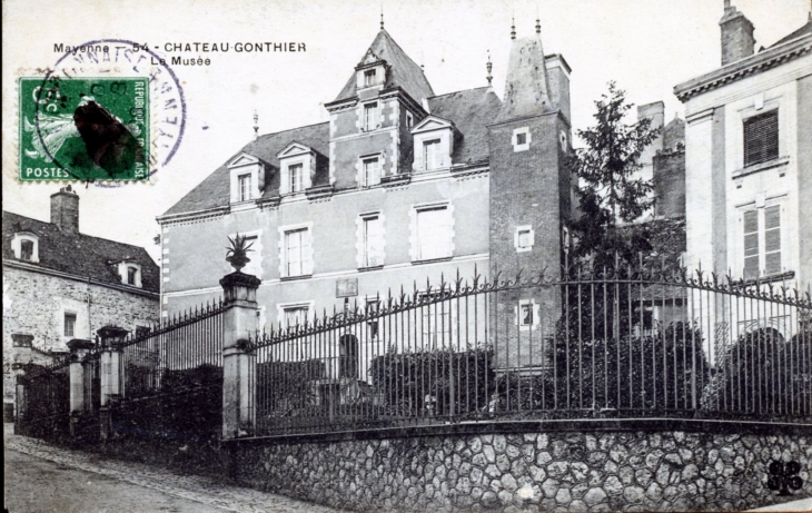 Le Musée, vers 1908 (carte postale ancienne). - Château-Gontier