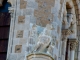 Eglise Notre Dame : sculpture aux quatre coins du clocher.