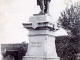 Statue de Volney, vers 1913 (carte postale ancienne).