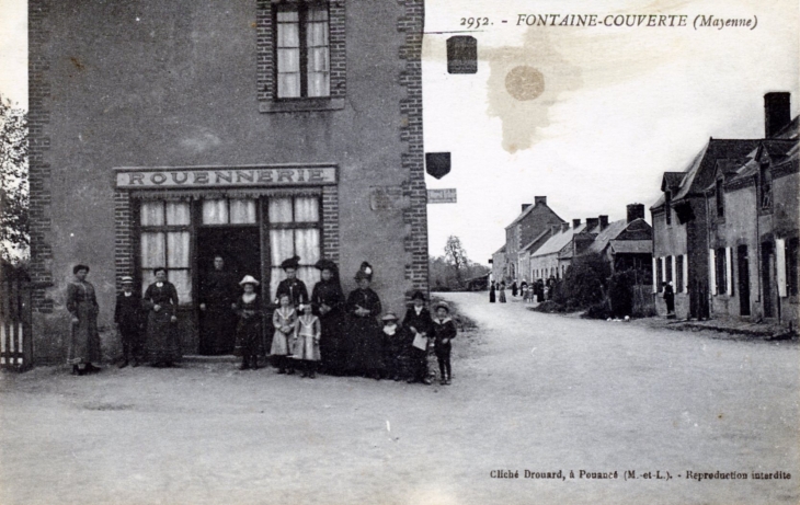 Le village, vers 1910 (carte postale ancienne). - Fontaine-Couverte