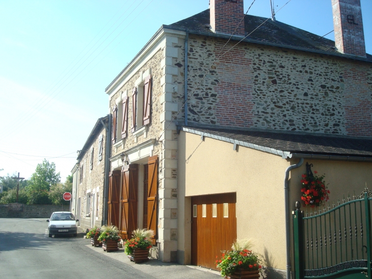 Maisons (centre du village) - Fromentières