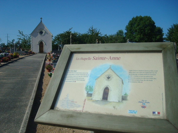 Chapelle Sainte-Anne (1872).Cimetière - Gennes-sur-Glaize