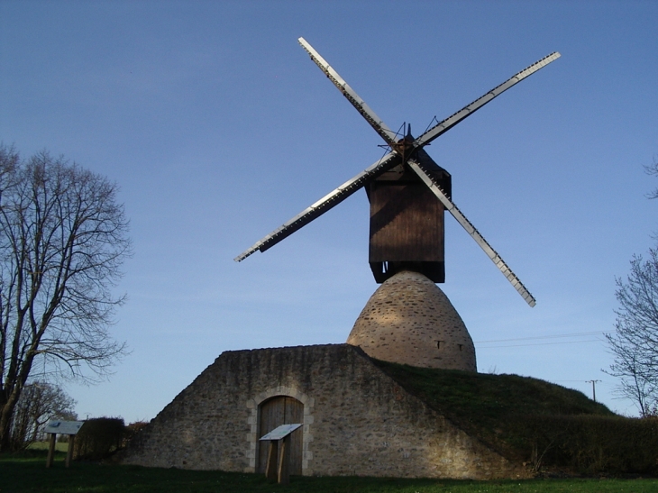 Le moulin cavier de la guenaudiere - Grez-en-Bouère