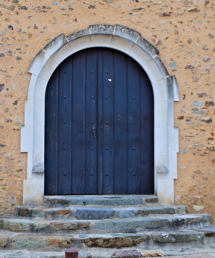 Portail occidental de l'église Saint Siméon - L'Huisserie