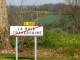 Autrefois : le village tirerait son origine de la voie ancienne qui passait près de la rivière de la rivière 