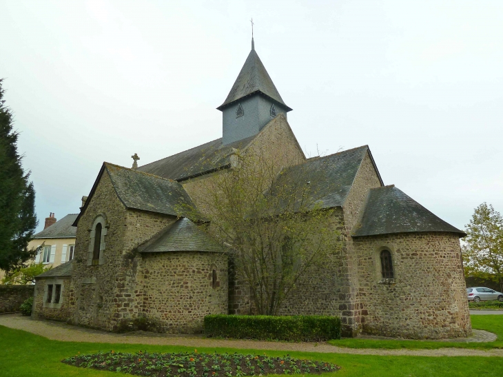 Grenoux : Eglise Saint-Sulpice du XI° - Laval