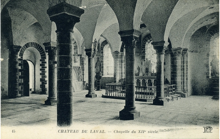 Château de Laval - Chapelle du XII° (carte postale de 1905)