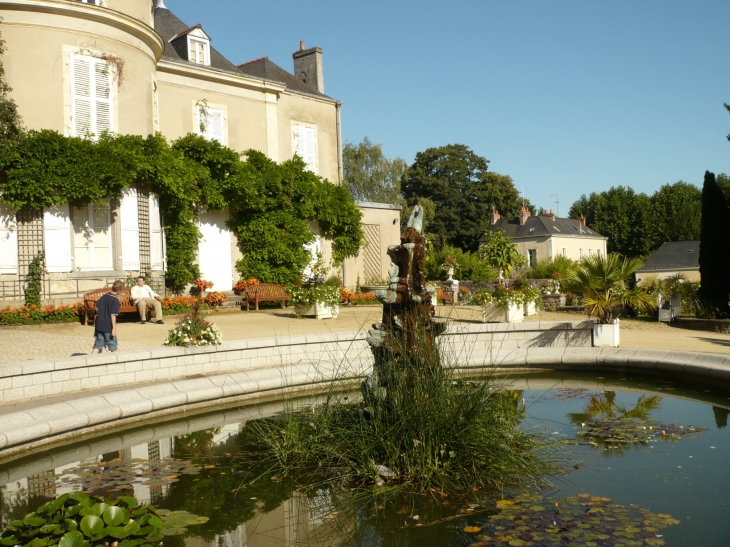 Le Jardin botanique de la Perrine - Laval