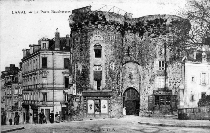 La porte Beucheresse (carte postale ancienne). - Laval