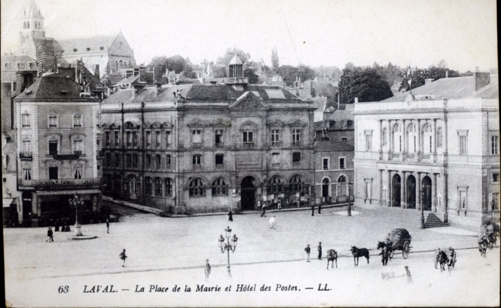 La Place de la Mairie et l'Hôtel des Postes, vers 1918 (carte postale ancienne). - Laval