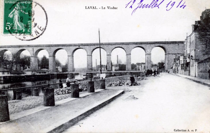 Le Viaduc, vers 1914 (carte postale ancienne). - Laval