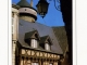 Photo suivante de Laval Façade du centre ancien et donjon du château vue de la Grande Rue (carte postale 1990).