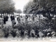 Photo suivante de Laval Le Marché aux fleurs sur les petites promenades, vers 1915 (carte postale ancienne).