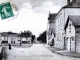 Photo suivante de Laval Place d'Avesnières, vers 1911 (carte postale ancienne).