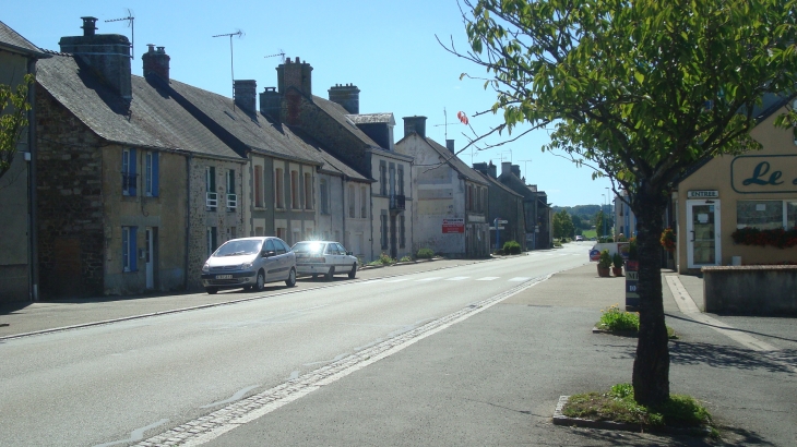 Rue Principale - Le Ribay