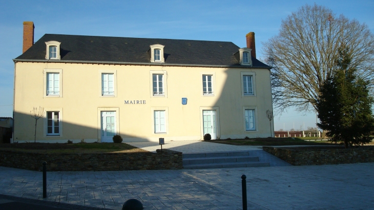 Mairie (jour d'hiver) - Loigné-sur-Mayenne