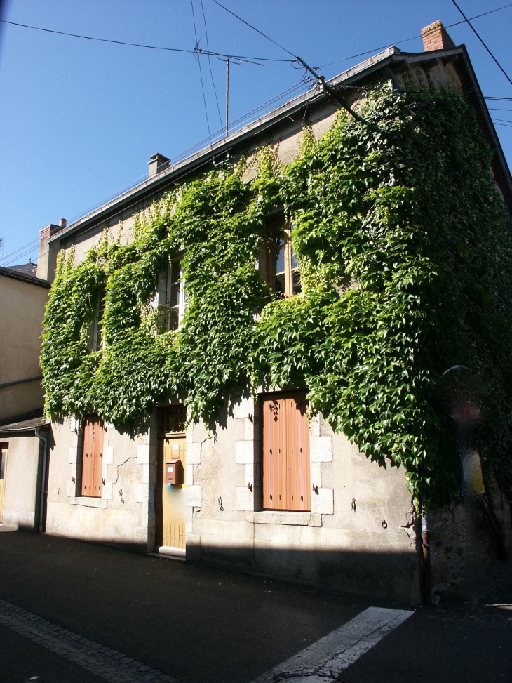 Maison ancienne - Louverné