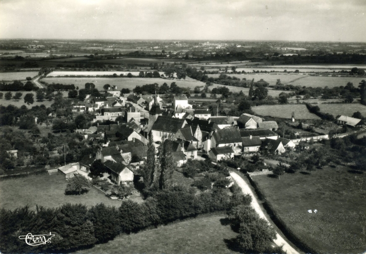 Vue aérienne (carte postale de 1960) - Louvigné