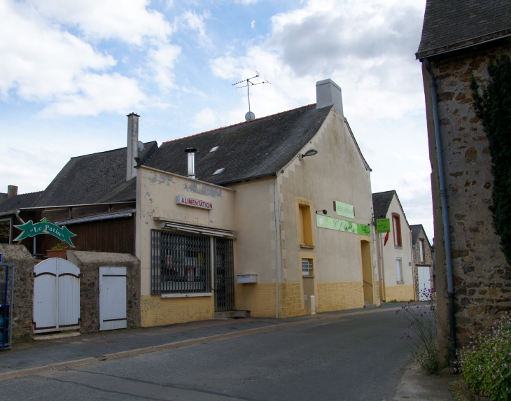 Le commerce. - Maisoncelles-du-Maine