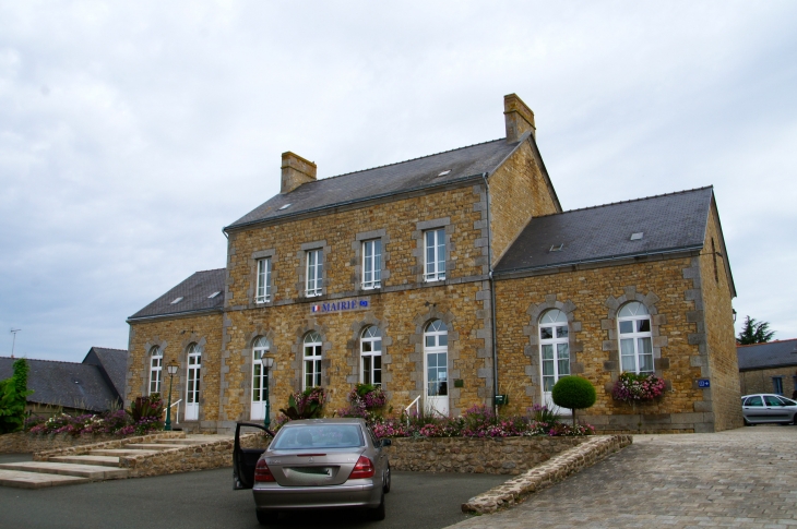 La Mairie. - Martigné-sur-Mayenne