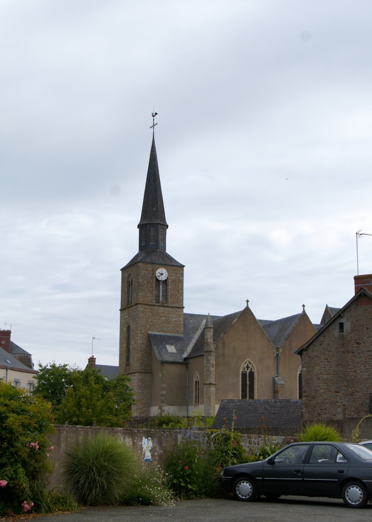 L'église Saint Georges. - Martigné-sur-Mayenne