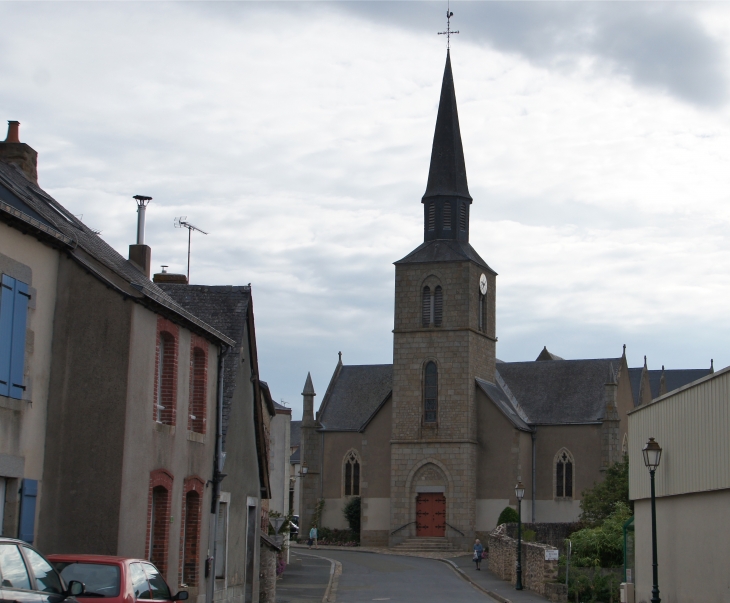 L'église Saint Georges. - Martigné-sur-Mayenne