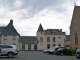 Photo précédente de Martigné-sur-Mayenne Place de l'église.