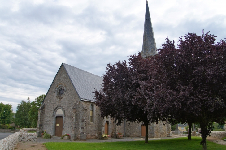 Eglise Saint Martin du XIIe siècle. - Moulay
