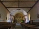 La nef vers le choeur de l'église Saint Pierre.