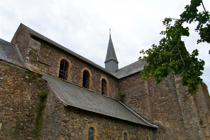 L'église de l'abbaye de Clermont. - Olivet