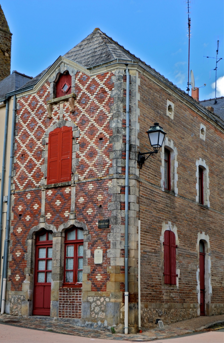 Maison Faucheux 1878 - Parné-sur-Roc