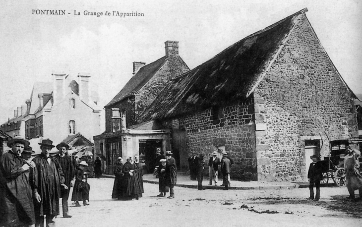 La grange de l'Apparition, début XXe siècle (carte postale ancienne). - Pontmain