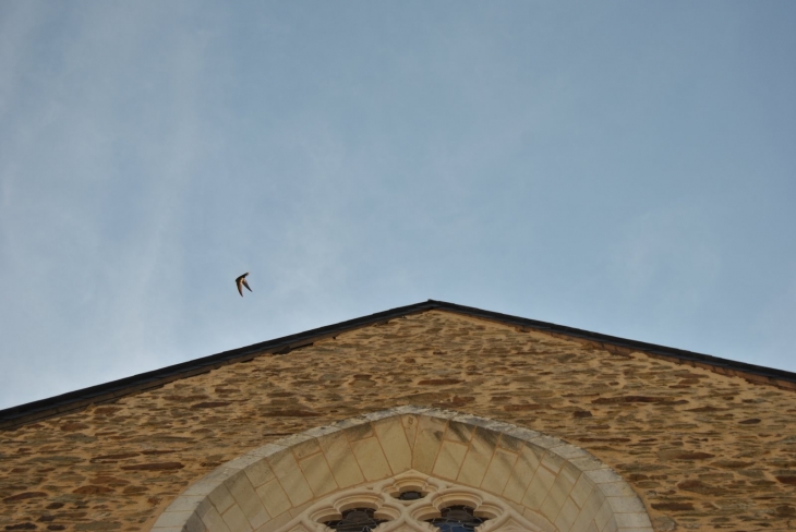 Façade Eglise Quelaines-Saint-Gault