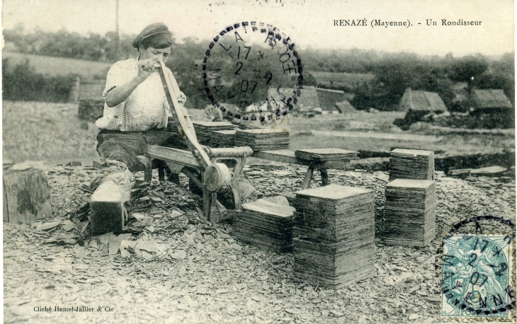 Un Rondisseur (carte postale de 1907) - Renazé