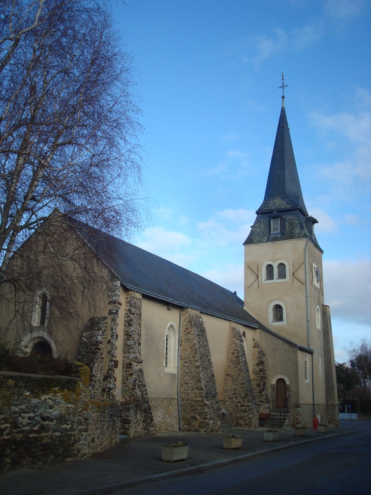 Autre regard sur l'église - Saint-Fort