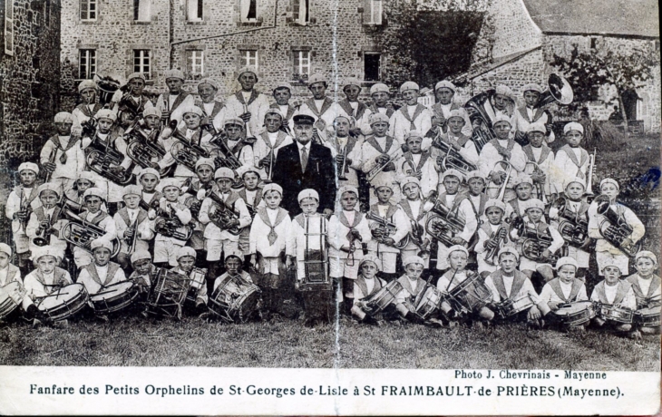 Fanfare des petits orphelins de Saint Georges de Lisle. - Saint-Fraimbault-de-Prières