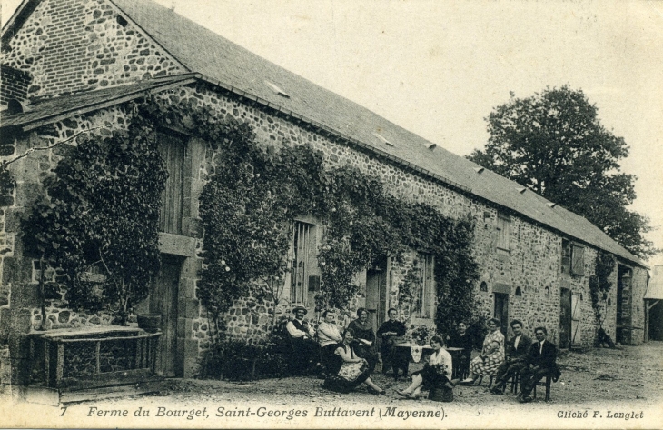 Ferme du Bourget, vers 1910 (carte postale ancienne). - Saint-Georges-Buttavent