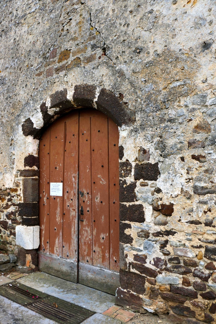 Portail de l'église Saint loup - Saint-Loup-du-Dorat