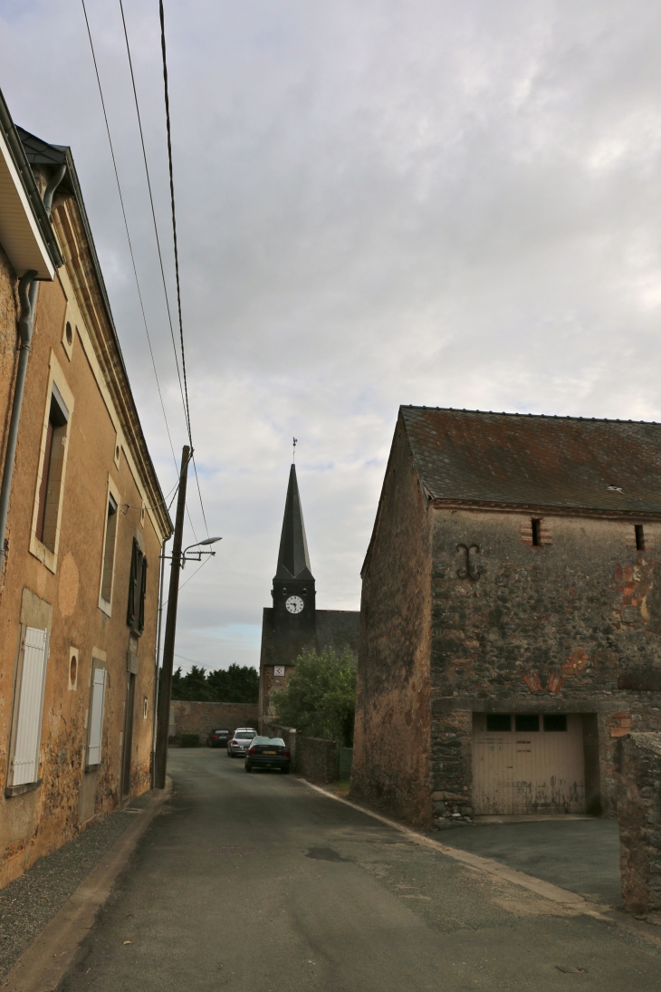 L'église Saint Loup - Saint-Loup-du-Dorat