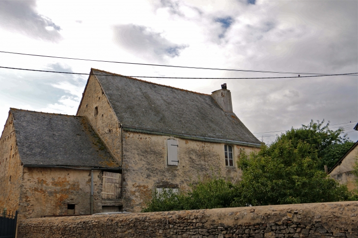 Demeure ancienne du village - Saint-Loup-du-Dorat