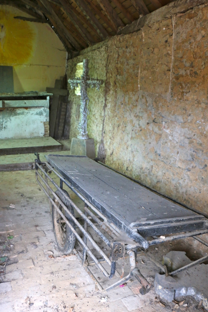 Intérieur de La chapelle Saint Fort - Saint-Loup-du-Dorat