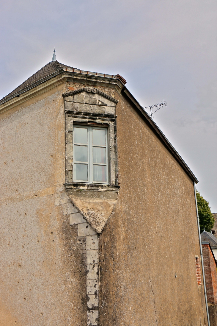 Maison du village - Sainte-Suzanne