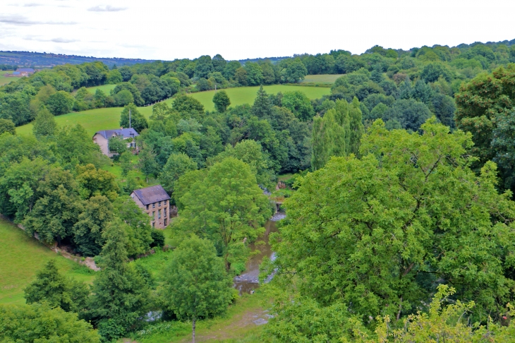 La vallée de l'Erve - Sainte-Suzanne