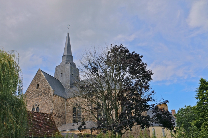 L'église Sainte Suzanne - Sainte-Suzanne