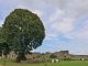 Photo suivante de Sainte-Suzanne Dans la cour du château