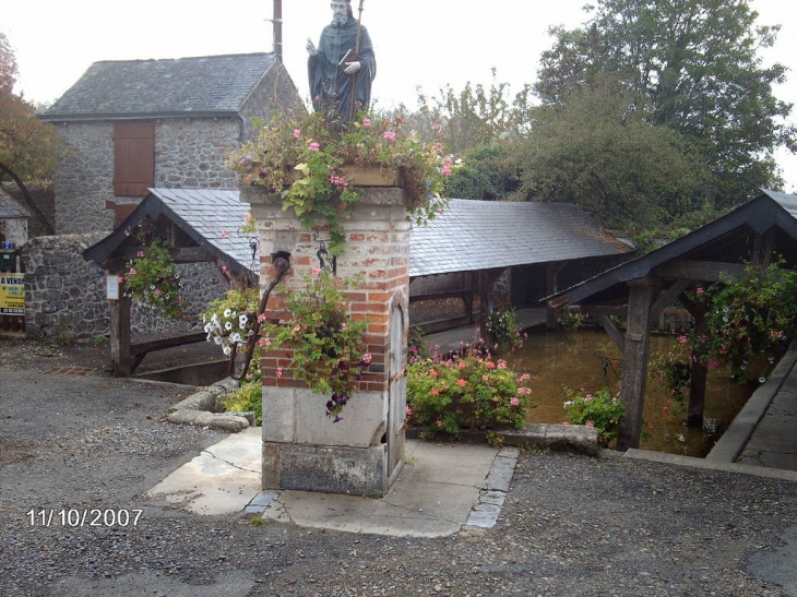 Lavoir Soulgé sur Ouette - Soulgé-sur-Ouette