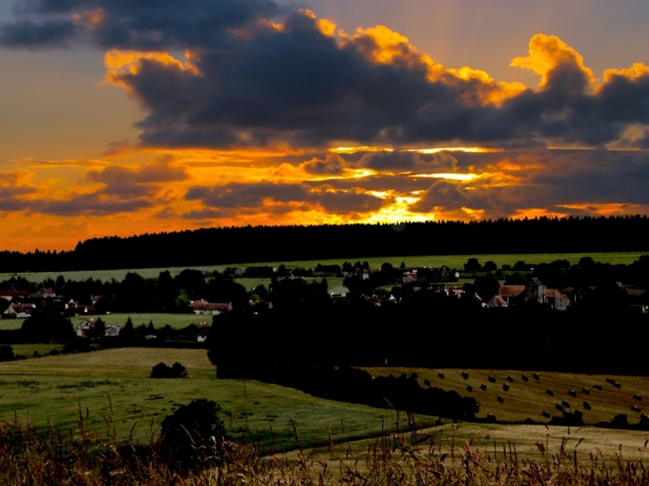 Ancinnes, le soleil couchant